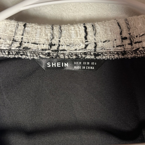 SHEIN Black Button-Down Shirt with White Tweed Trim - Picture 4 of 4
